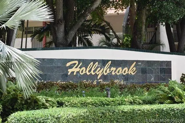 8962 S Hollybrook Boulevard #202, Pembroke Pines, FL 33025 - #2