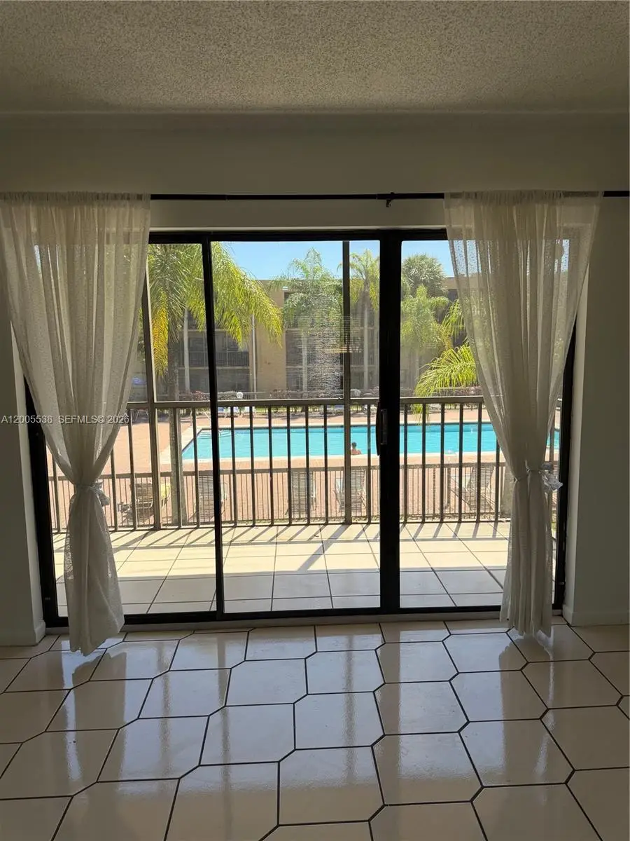 8415 SW 107th Avenue #208W, Miami, FL 33173 - #2