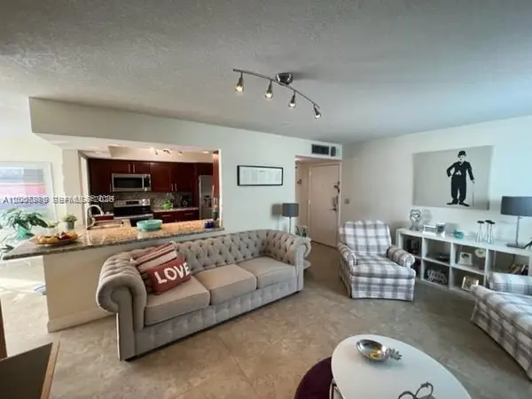 16570 NE 26th Avenue #4A, North Miami Beach, FL 33160