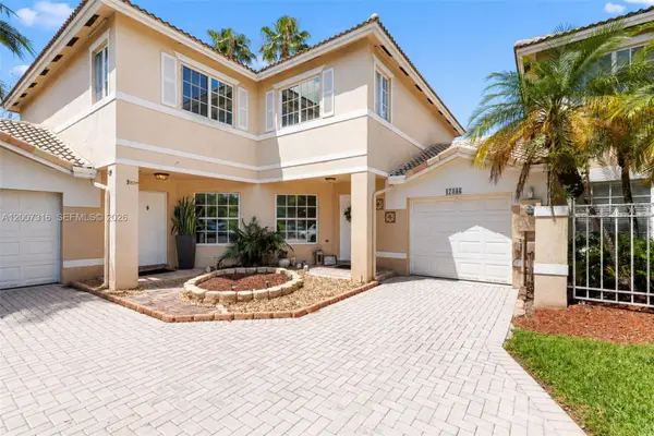 17086 NW 22nd Street, Pembroke Pines, FL 33028