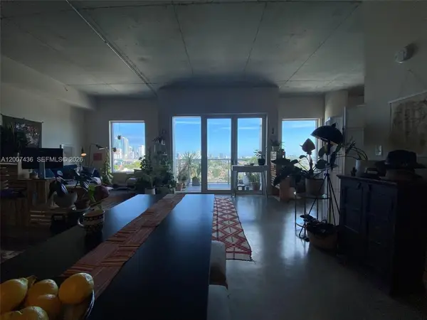 10 S River Drive #909, Miami, FL 33130