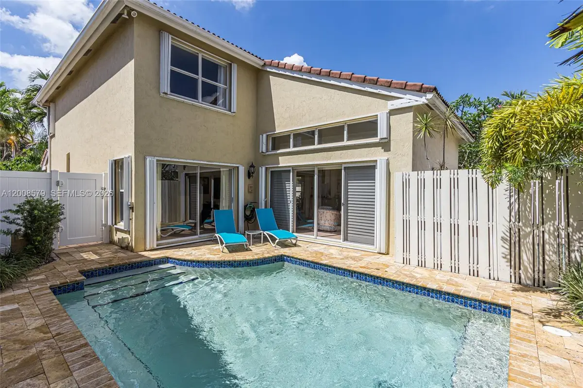 1125 Queen Palm Court, Hollywood, FL 33019 - #1
