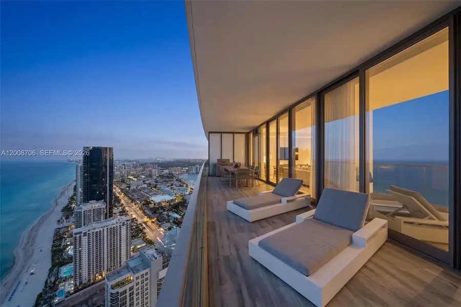 18975 Collins Avenue #5200, Sunny Isles Beach, FL 33160 - #2
