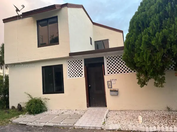 9704 NW 6th Terrace #9704, Miami, FL 33172