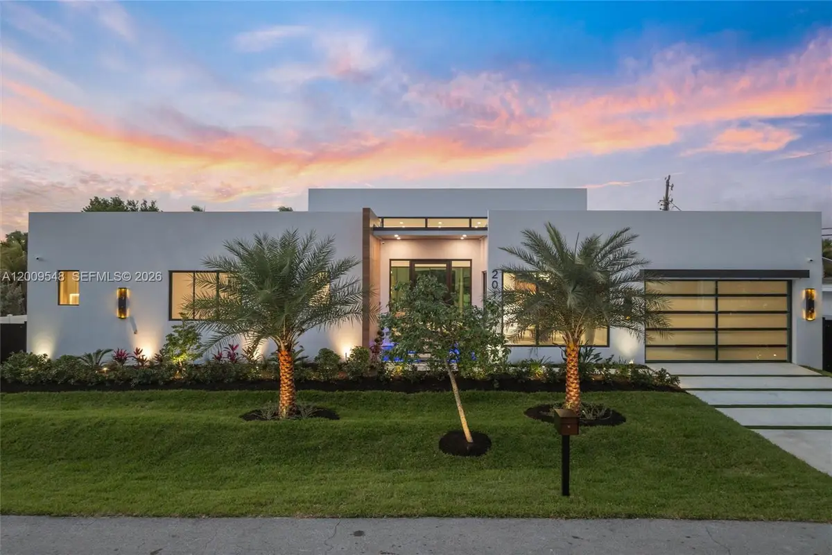 201 NE 27th Drive, Wilton Manors, FL 33334 - #1