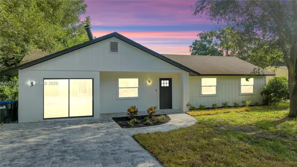 5147 Lake Nina Drive, Orlando, FL 32810