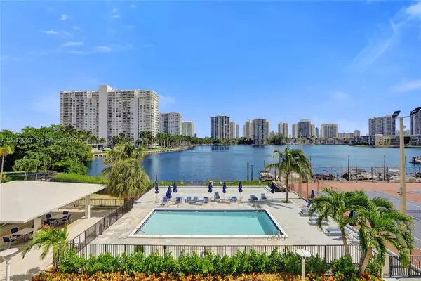 2750 NE 183rd Street #2412, Aventura, FL 33160