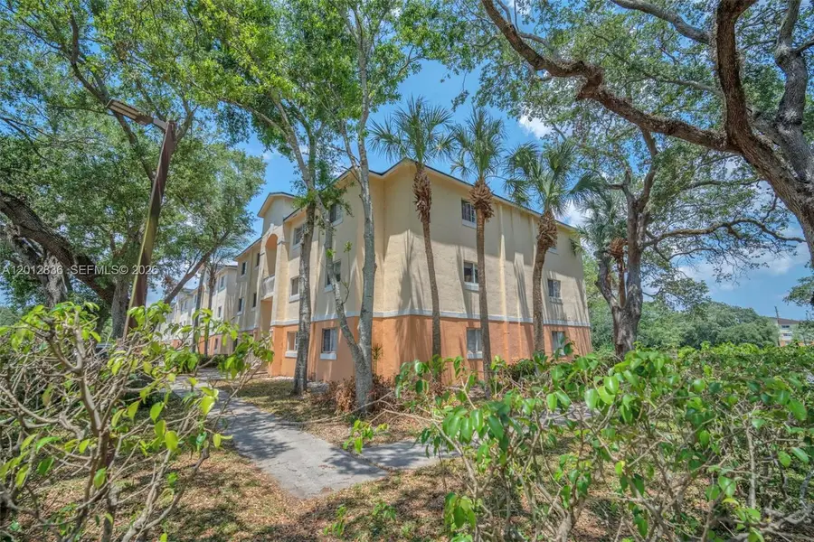 3690 N 56th Avenue #903, Hollywood, FL 33021 - #2