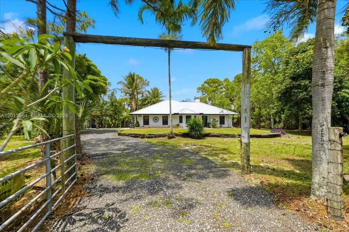 17857 82nd Road N, Loxahatchee, FL 33470 - #1