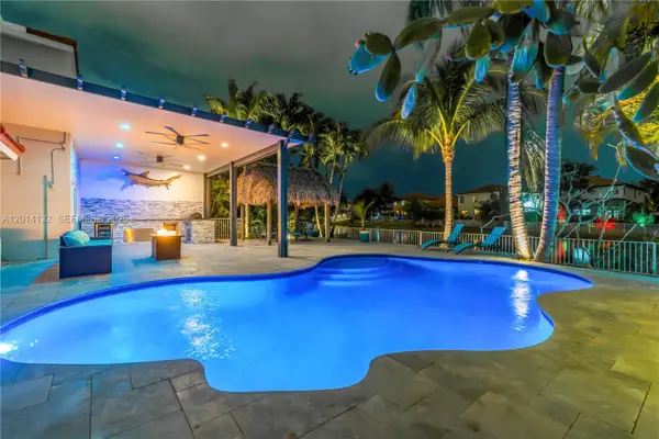 1080 NW 192nd Avenue, Pembroke Pines, FL 33029