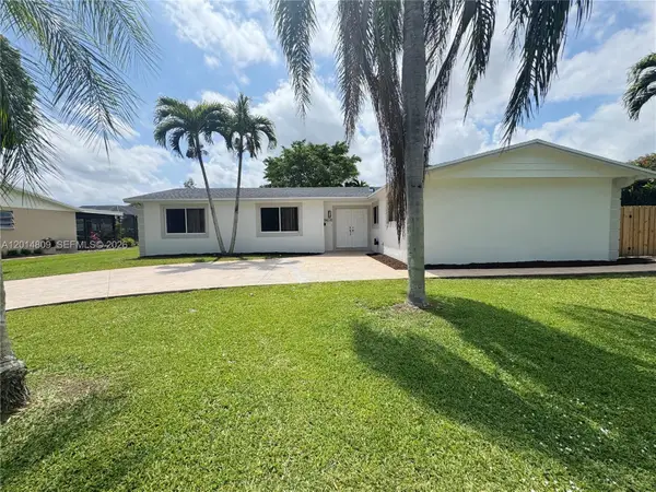 9620 Kendale Boulevard, Miami, FL 33176