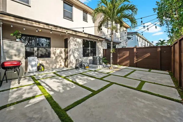 15776 NW 91st Court, Miami Lakes, FL 33018