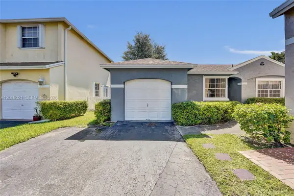 11730 NW 12th Street, Pembroke Pines, FL 33026
