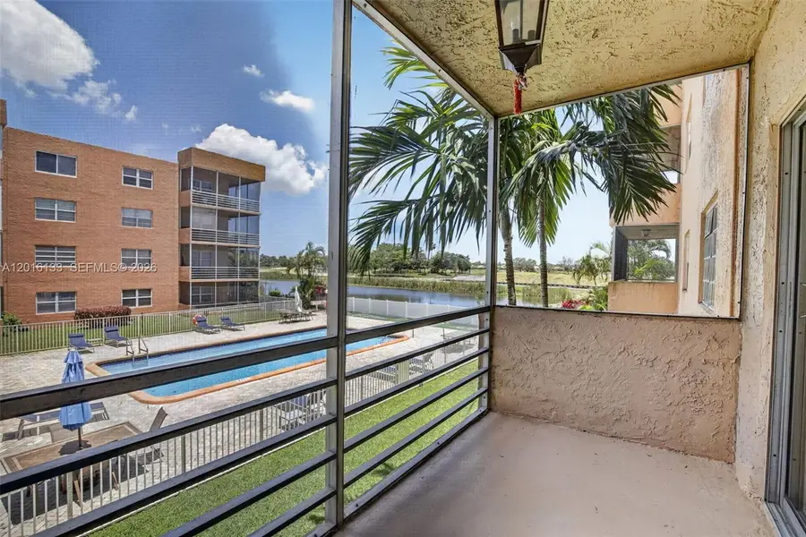 3048 E Sunrise Lakes Drive #220, Sunrise, FL 33322 - #3