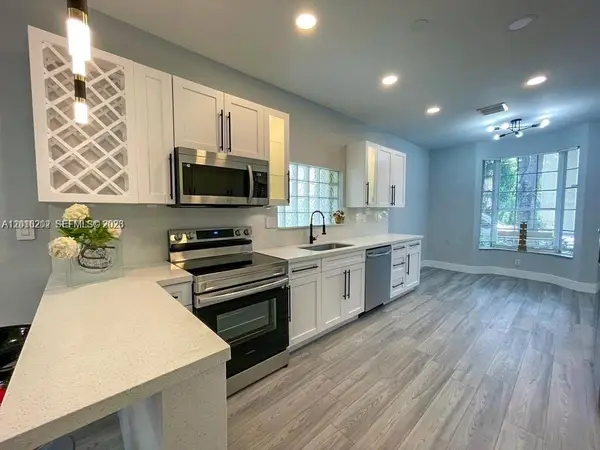1261 Hayes Street, Hollywood, FL 33019