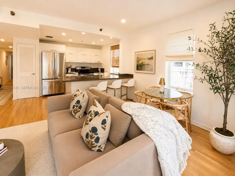 802 Euclid Avenue #302, Miami Beach, FL 33139 - #2