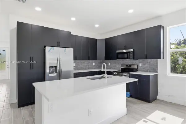 136 Lomas Road, Rotonda West, FL 33947