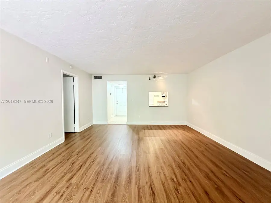 450 Commodore Drive #214, Plantation, FL 33325 - #2