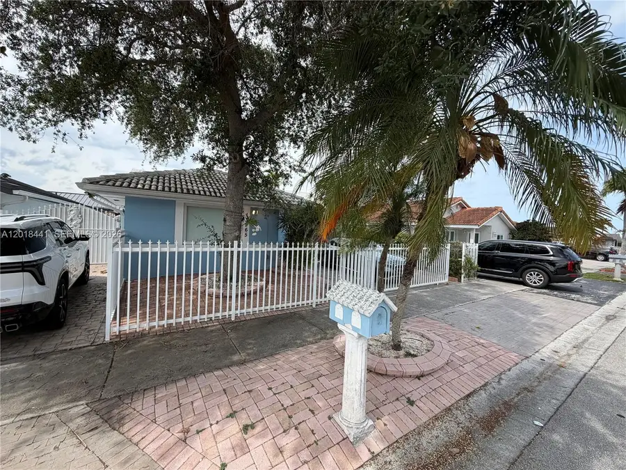 13965 SW 10th Street, Miami, FL 33184 - #2