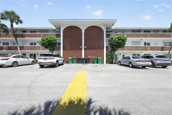 2050 NE 39th Street #W112, Lighthouse Point, FL 33064