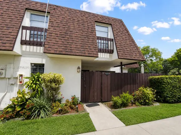 7833 Tam Oshanter Boulevard #7833, North Lauderdale, FL 33068