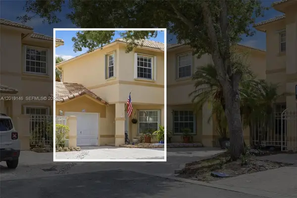 724 NW 170th Terrace, Pembroke Pines, FL 33028