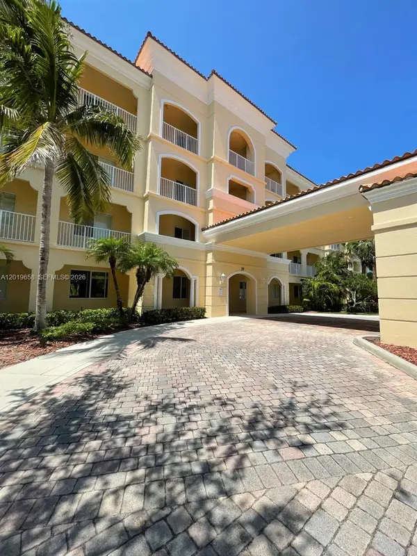 19 W Harbour Isle Drive #W 201, Fort Pierce, FL 34949