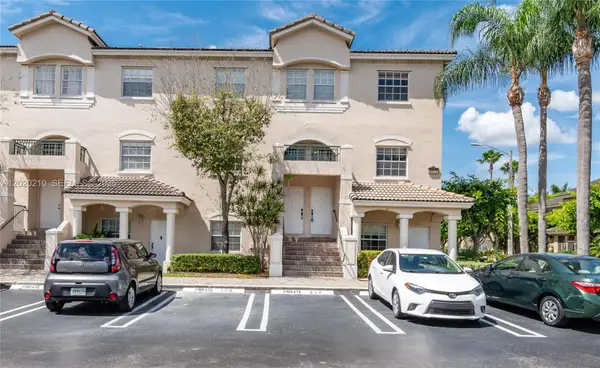 5610 NW 114th Place #218, Doral, FL 33178