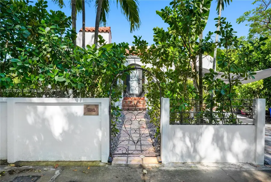 1214 Capri Street, Coral Gables, FL 33134 - #3