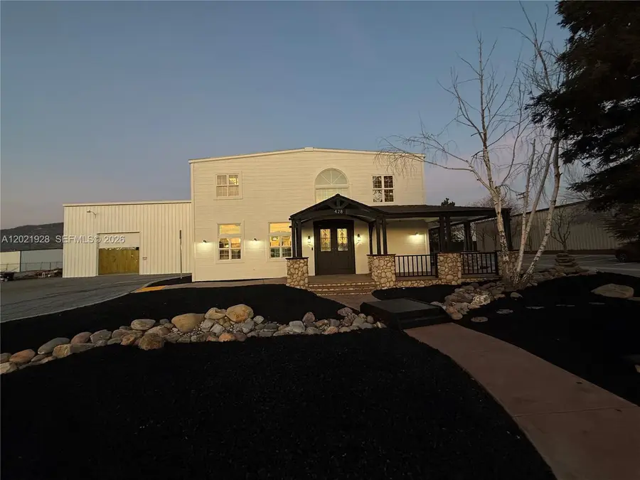 428 N Curry Street, Tehachapi, CA  - #3