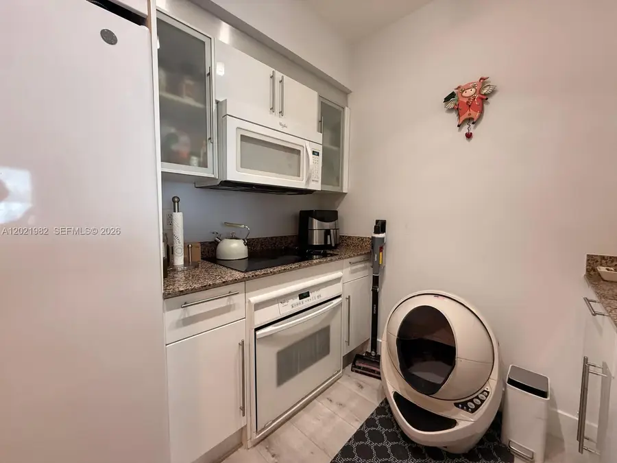 325 S Biscayne Boulevard #2024, Miami, FL 33131 - #2