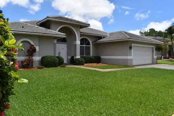10205 SW 12th Street, Pembroke Pines, FL 33025