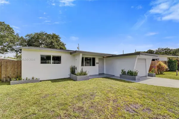 3234 Roosevelt Street, Hollywood, FL 33021
