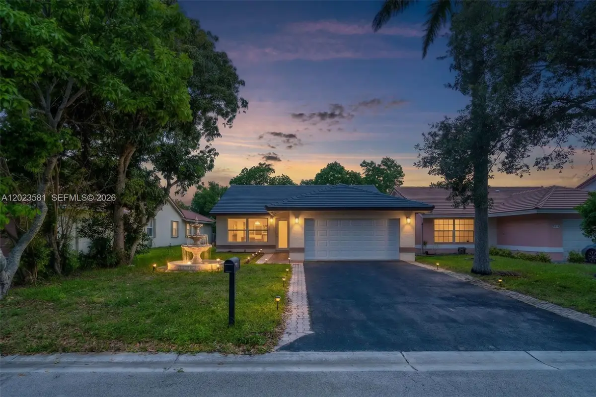 2828 NW 95th Avenue, Coral Springs, FL 33065 - #1