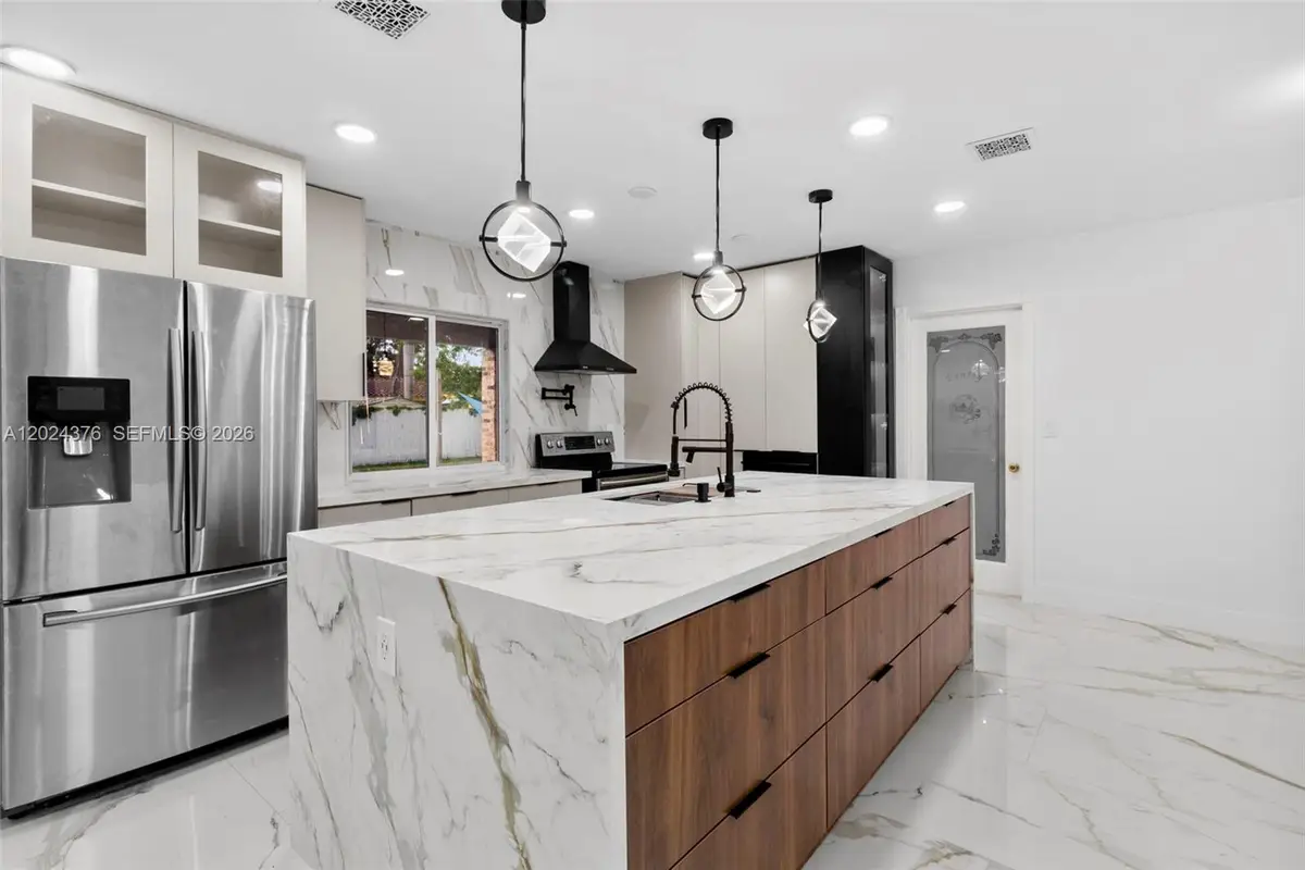 7220 NW 10th Place, Plantation, FL 33313 - #1