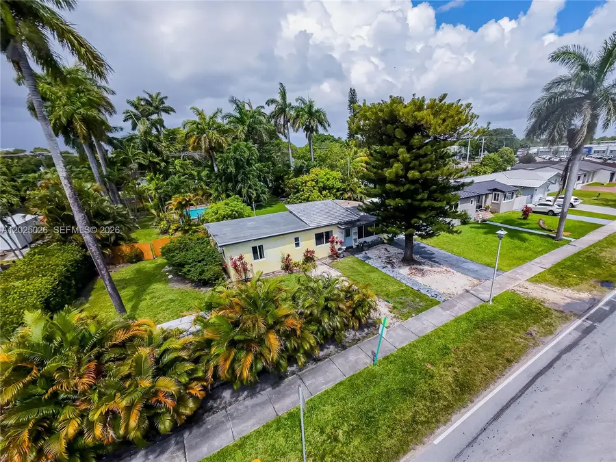 548 East Drive, Miami Springs, FL 33166 - #3
