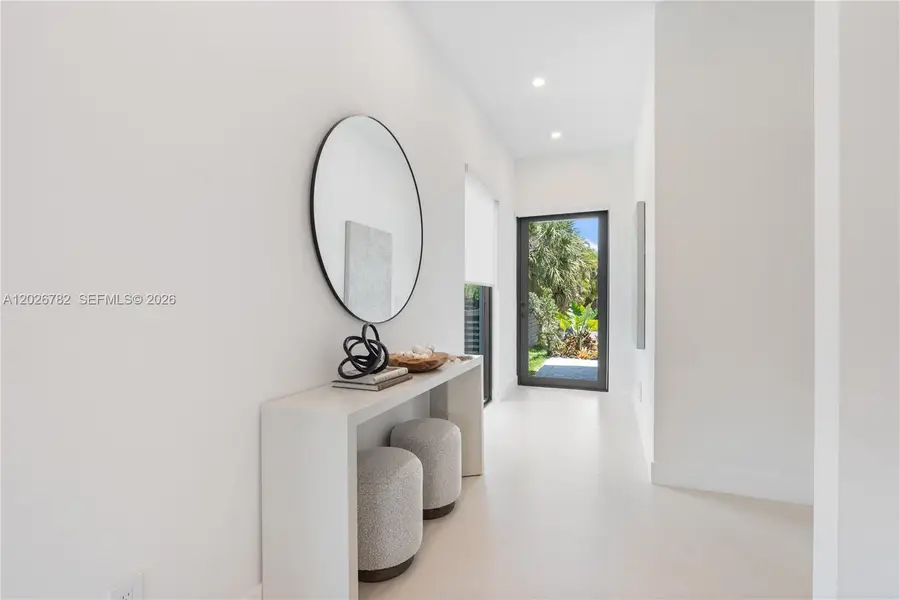 1319 NE 13th Avenue, Fort Lauderdale, FL 33304 - #2