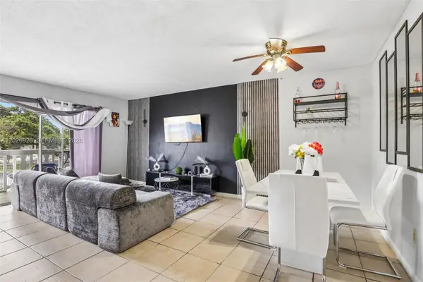 15225 NE 6th Avenue #B208, Miami, FL 33162