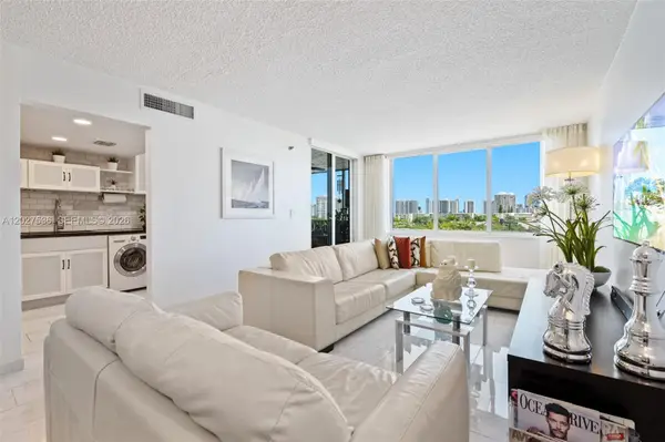 17890 W Dixie Hwy 603 #603, North Miami Beach, FL 33160