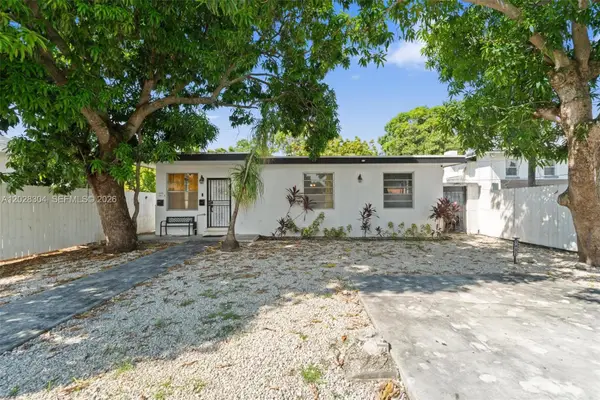 2453 SW 17th Street, Miami, FL 33145
