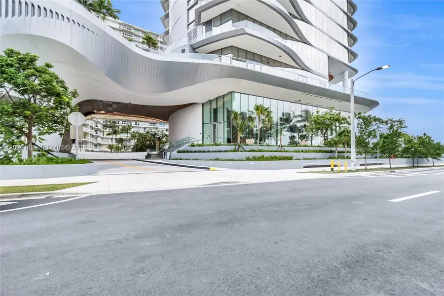 175 SE 25 Road #1103, Miami, FL 33129 - #2