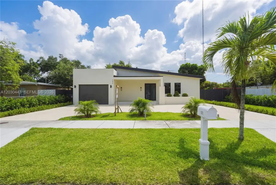 131 Miami Gardens Road, West Park, FL 33023 - #2