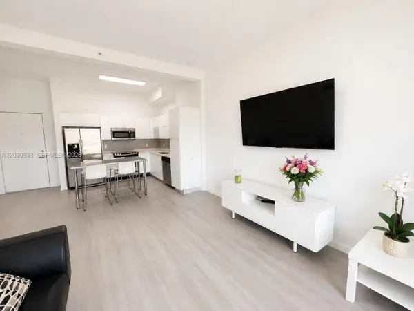 234 NE 3rd Street #905, Miami, FL 33132