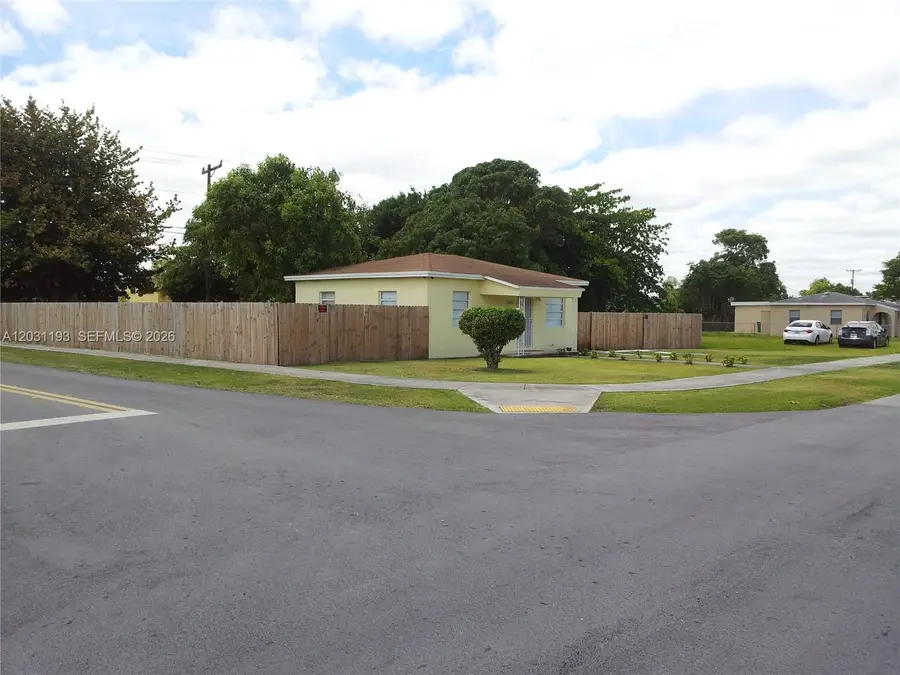 Address Withheld By Seller, Miami, FL 33157 - #2