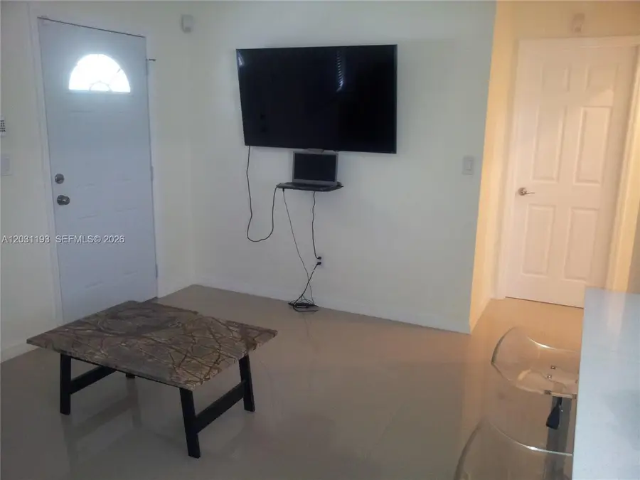 Address Withheld By Seller, Miami, FL 33157 - #3