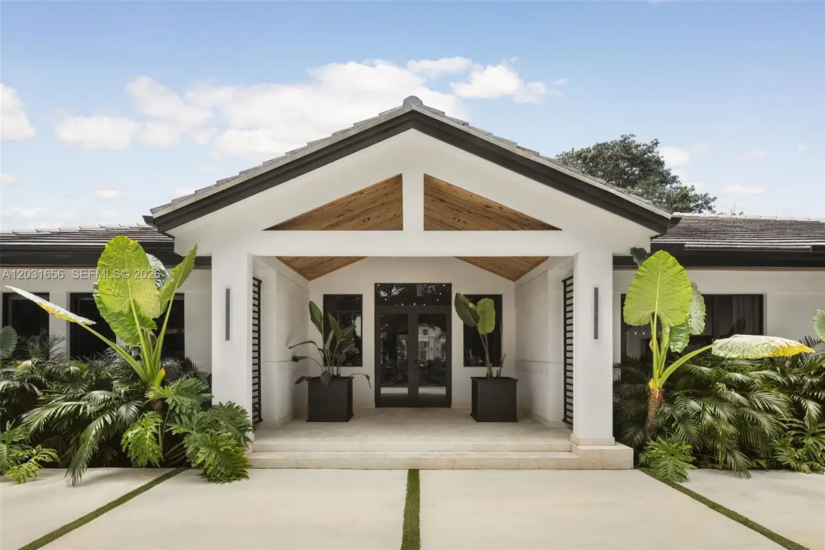 7300 Los Pinos Boulevard, Coral Gables, FL 33143 - #1