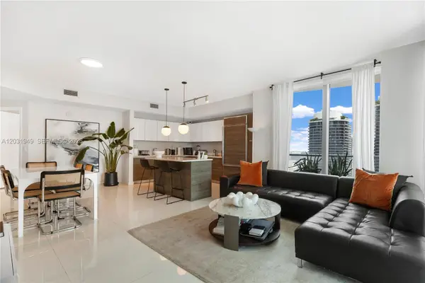 1100 S Miami Avenue #3810, Miami, FL 33130