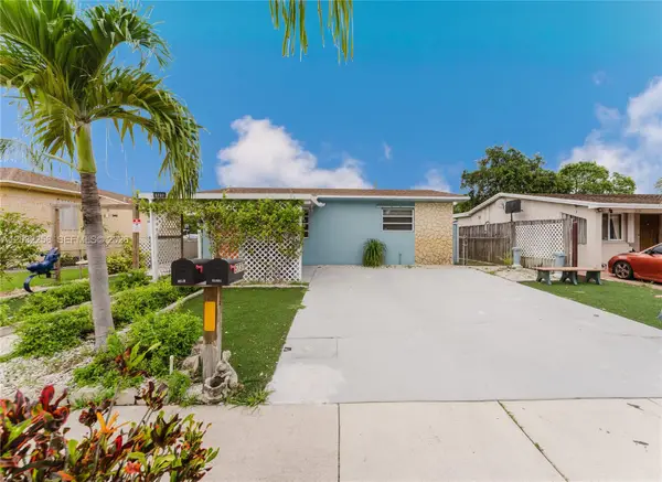 5737 Grant Street, Hollywood, FL 33021