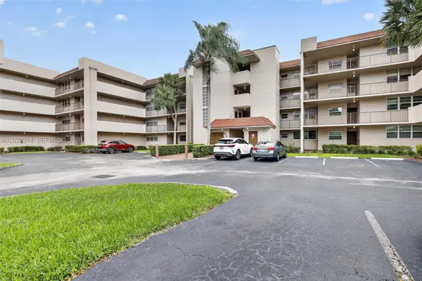 1911 Sabal Palm Drive #202, Davie, FL 33324