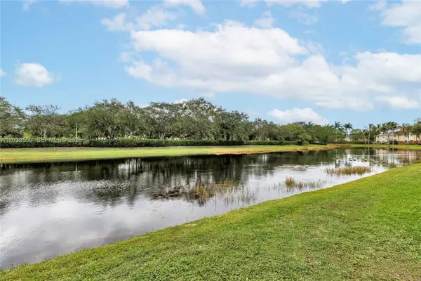 2578 Cordoba Bend, Weston, FL 33327